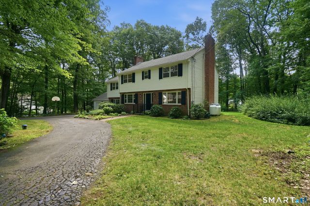 90 Stony Corners Circle, Avon, CT 06001