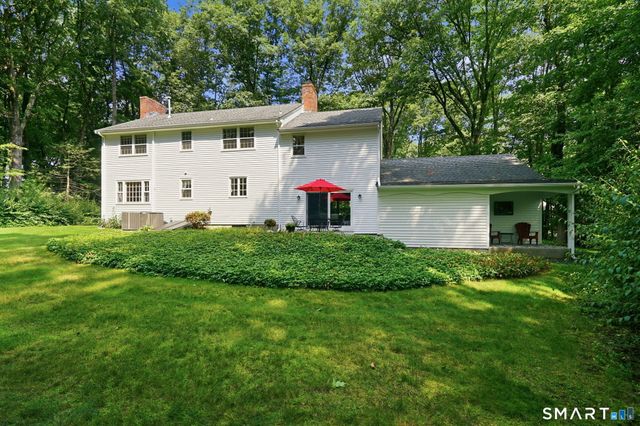 90 Stony Corners Circle, Avon, CT 06001