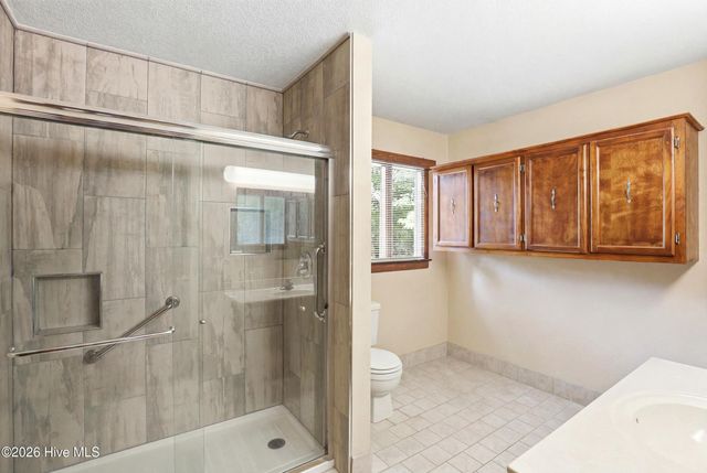 423 E Creekview Drive, Hampstead, NC 28443