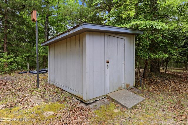 423 E Creekview Drive, Hampstead, NC 28443