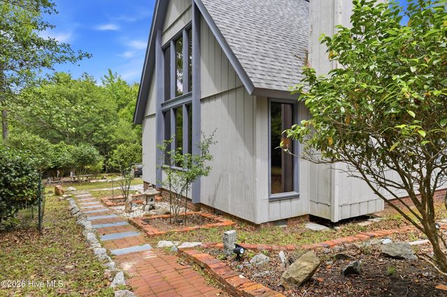 423 E Creekview Drive, Hampstead, NC 28443