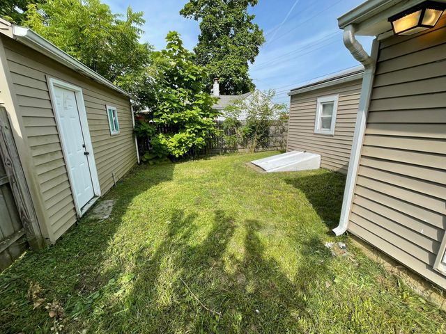 6971 London Groveport Road, Grove City, OH 43123