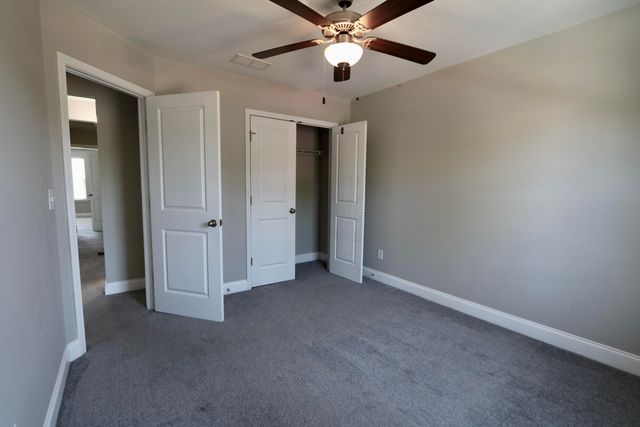 7869 Montview Road, North Charleston, SC 29418