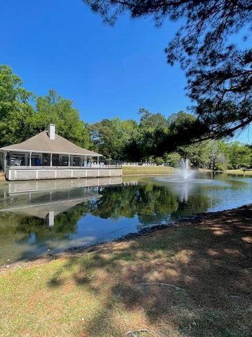 7869 Montview Road, North Charleston, SC 29418