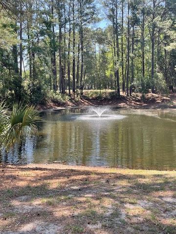 7869 Montview Road, North Charleston, SC 29418