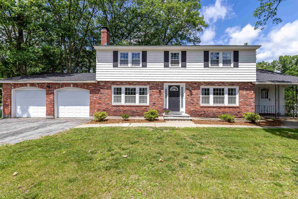 2 Inwood Circle, Pelham, NH 03076