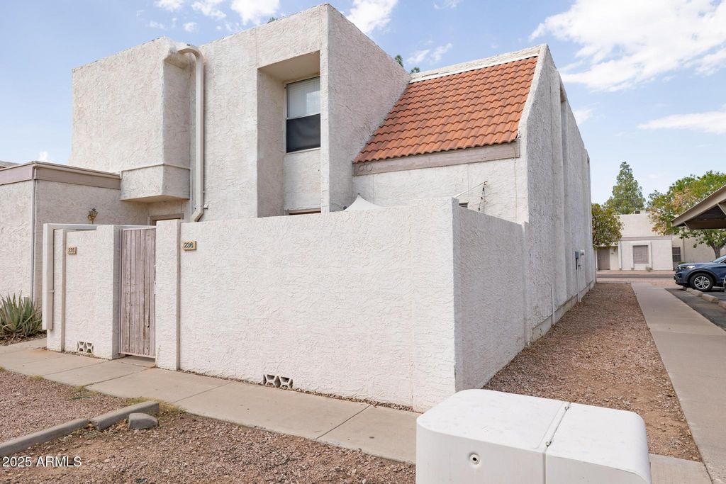1342 W EMERALD Avenue 236, Mesa, AZ 85202 — photo 2