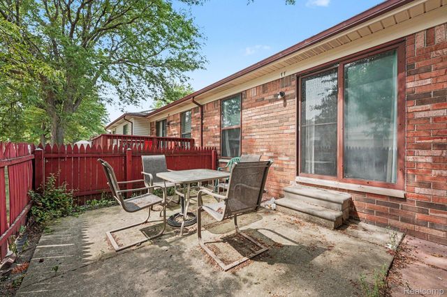 28630 Imperial Drive, Warren, MI 48093