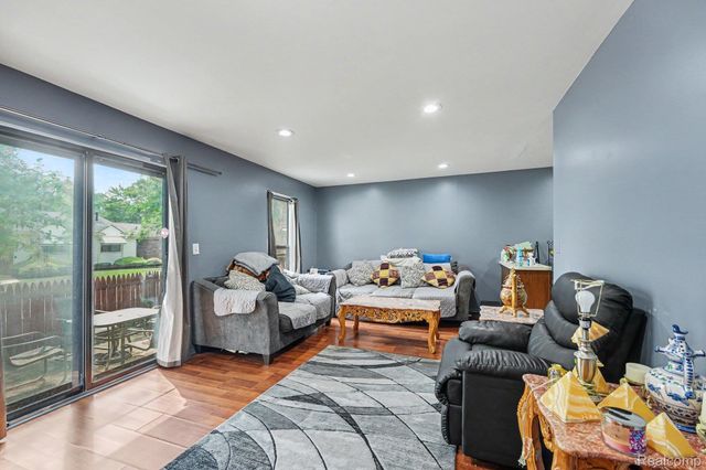 28630 Imperial Drive, Warren, MI 48093