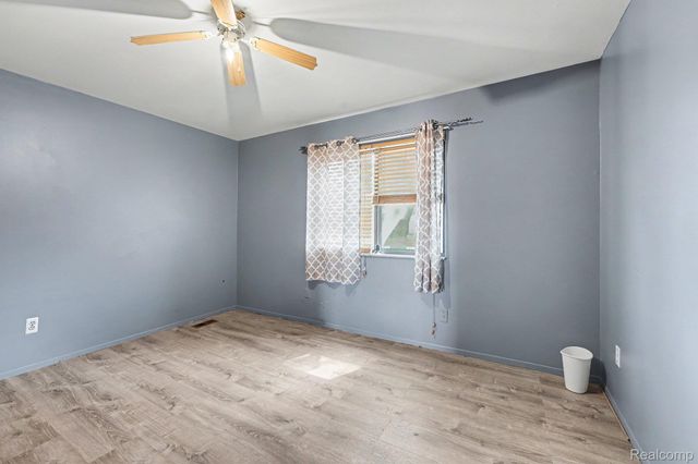 28630 Imperial Drive, Warren, MI 48093