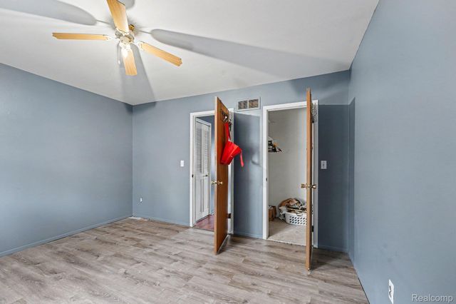 28630 Imperial Drive, Warren, MI 48093