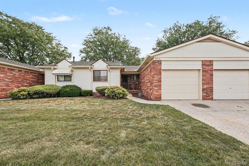 28630 Imperial Drive, Warren, MI 48093
