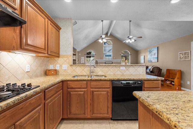 2116 Indian Blanket Drive, League City, TX 77573