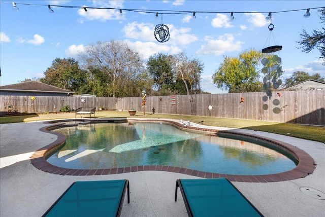 2116 Indian Blanket Drive, League City, TX 77573