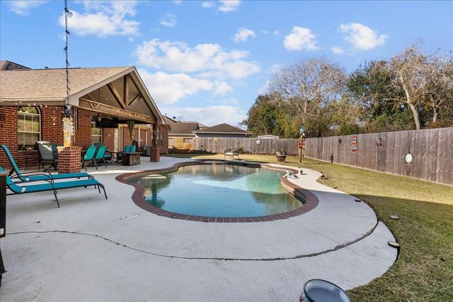 2116 Indian Blanket Drive, League City, TX 77573