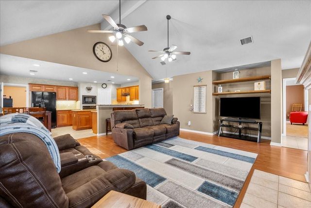 2116 Indian Blanket Drive, League City, TX 77573