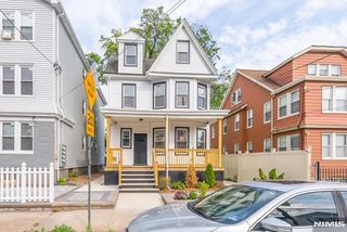32 Palm Street, Newark, NJ 07106