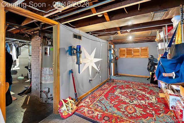 329 E Lawrence Avenue, Royal Oak, MI 48073