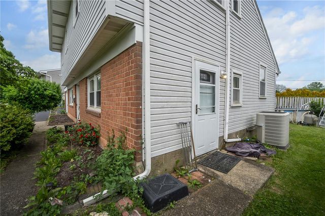 3031 Shakespeare Road, Bethlehem City, PA 18017
