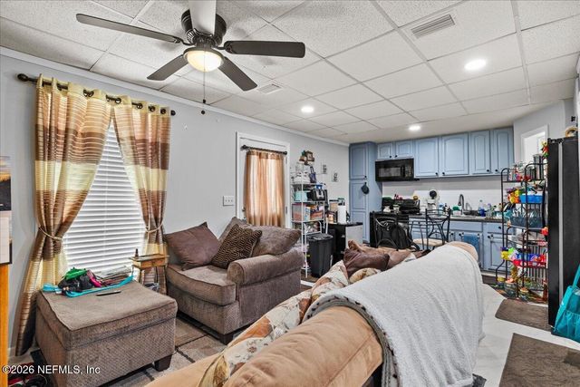 865 COLE Road, Jacksonville, FL 32218