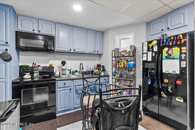 865 COLE Road, Jacksonville, FL 32218