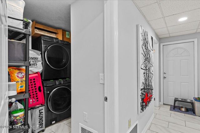 865 COLE Road, Jacksonville, FL 32218