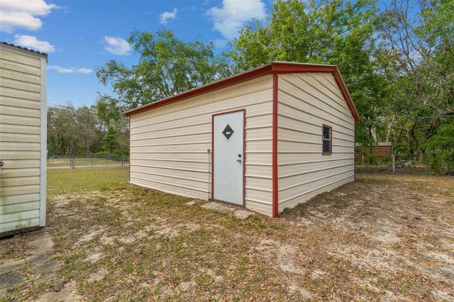 8337 YELLOW PINE AVENUE, Brooksville, FL 34613