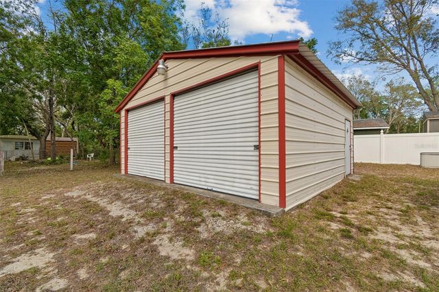 8337 YELLOW PINE AVENUE, Brooksville, FL 34613