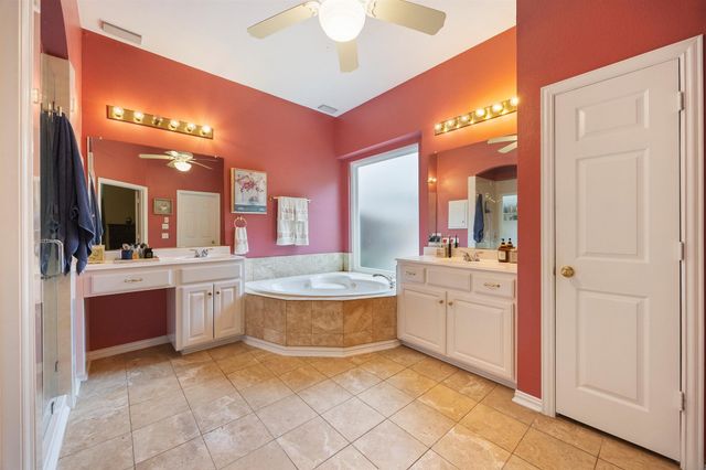 6211 Parkside Drive, Arlington, TX 76001