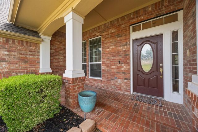 6211 Parkside Drive, Arlington, TX 76001