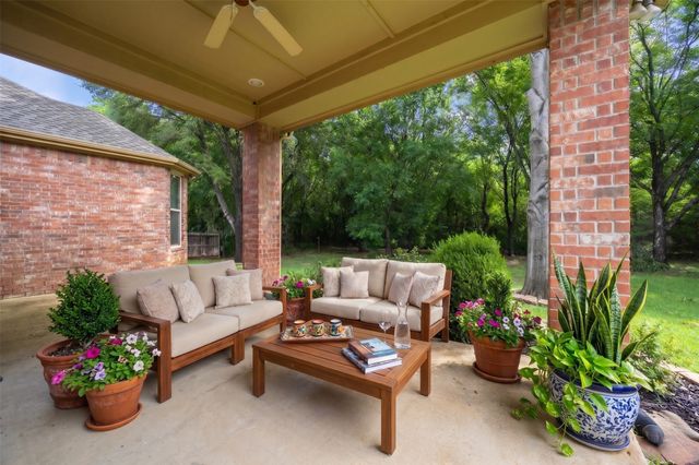 6211 Parkside Drive, Arlington, TX 76001