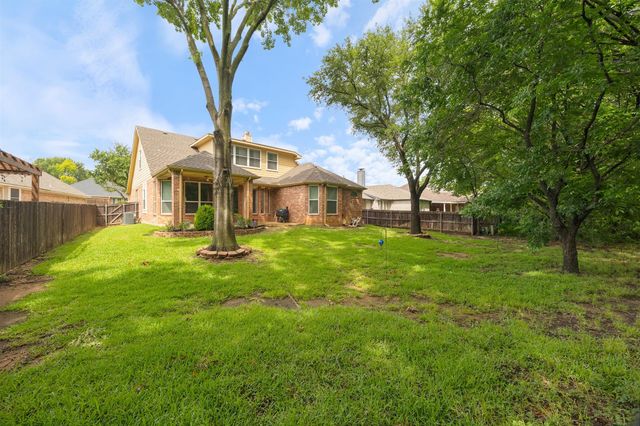 6211 Parkside Drive, Arlington, TX 76001