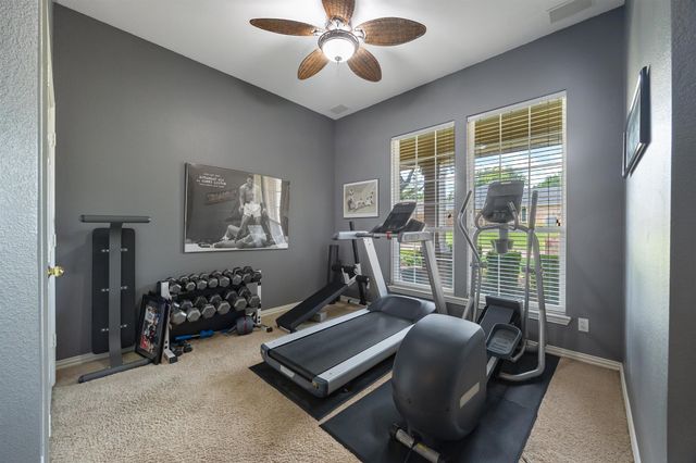 6211 Parkside Drive, Arlington, TX 76001