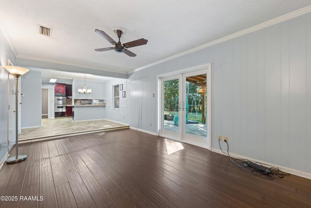 812 Dafney Drive, Lafayette, LA 70503