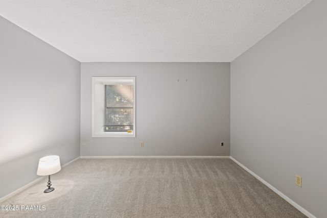 812 Dafney Drive, Lafayette, LA 70503