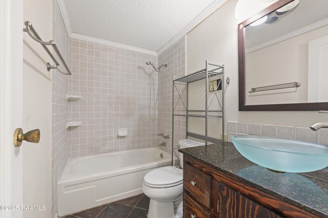 812 Dafney Drive, Lafayette, LA 70503