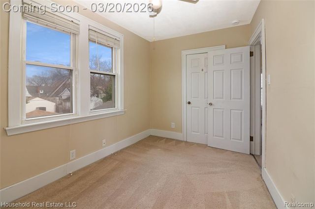 8335 Harding, Center Line, MI 48015