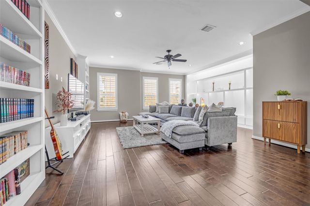 8118 Stoneyway Drive, Houston, TX 77040