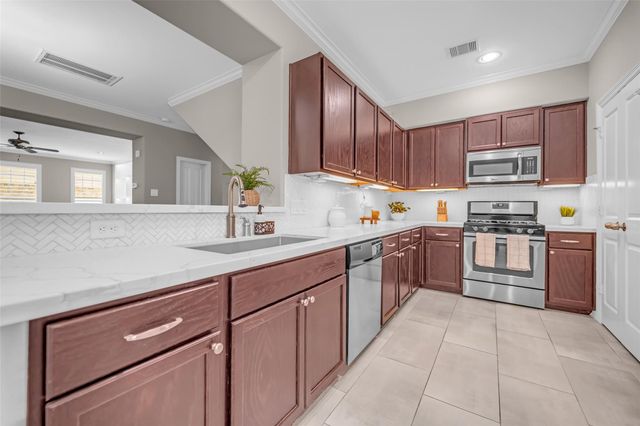 8118 Stoneyway Drive, Houston, TX 77040