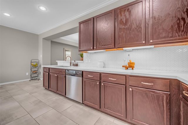8118 Stoneyway Drive, Houston, TX 77040