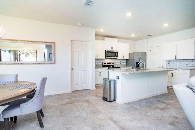 6560 Canterbridge Drive, Vero Beach, FL 32967