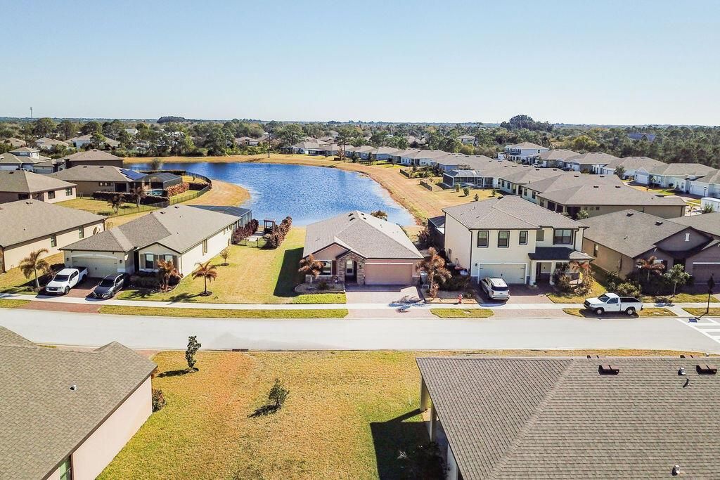 6560 Canterbridge Drive, Vero Beach, FL 32967