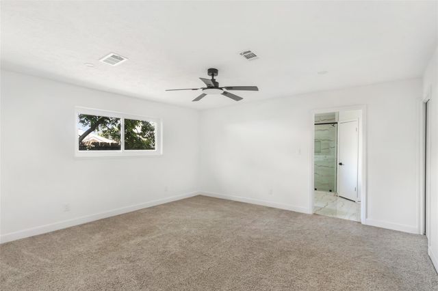 4308 Pine Shadows Street, Dickinson, TX 77539