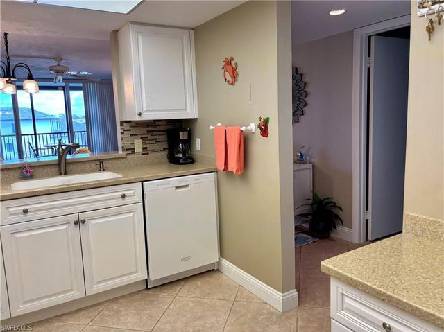 25808 Cockleshell DR # 315, Bonita Springs, FL 34135