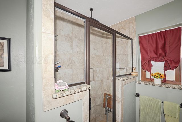 1201 Purnell Avenue, Stratford, TX 79084