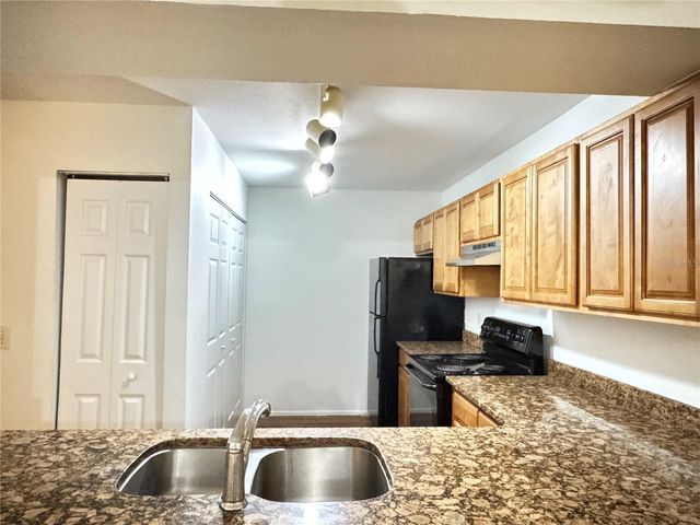 600 KENWICK CIRCLE 202, Casselberry, FL 32707