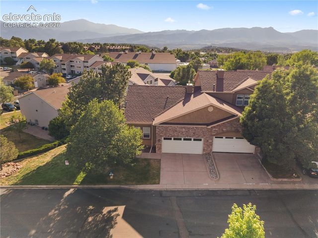 5820 New Crossings Point, Colorado Springs, CO 80918