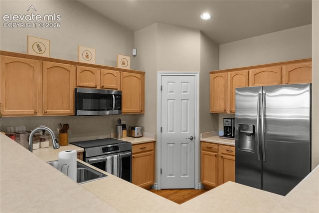 5820 New Crossings Point, Colorado Springs, CO 80918