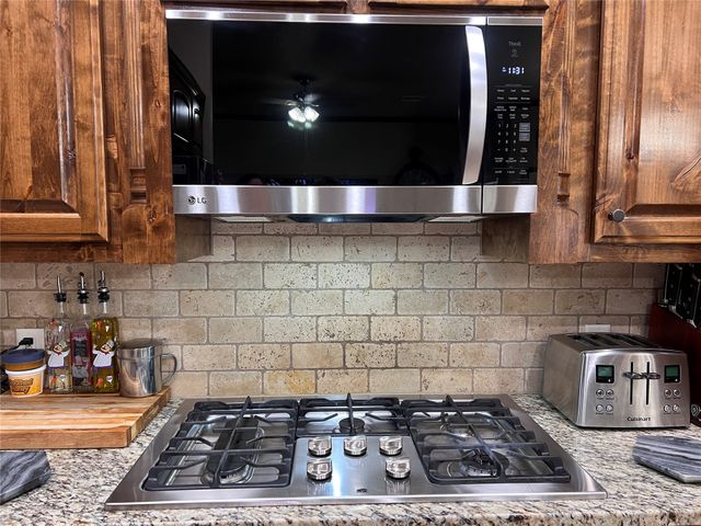 804 Great Oaks Drive, Mcalester, OK 74501