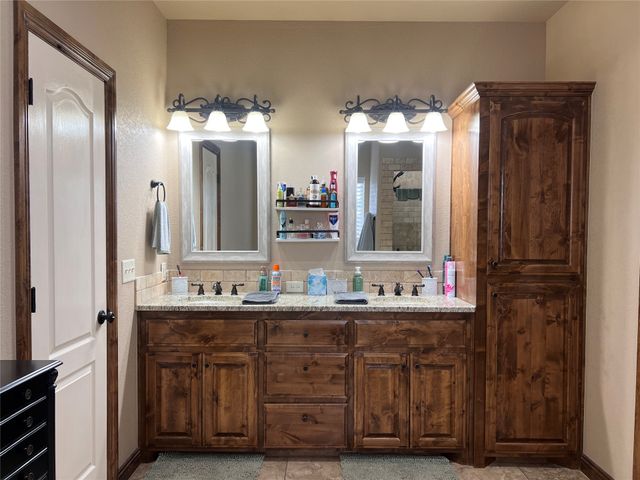 804 Great Oaks Drive, Mcalester, OK 74501